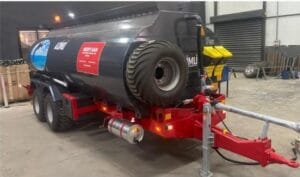 CISTERNĂ DE APĂ 12.000 L TANDEM DIN TABLĂ GALVANIZATĂ