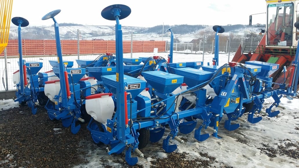SEMĂNĂTOARE SPC 4 FS CU FERTILIZARE