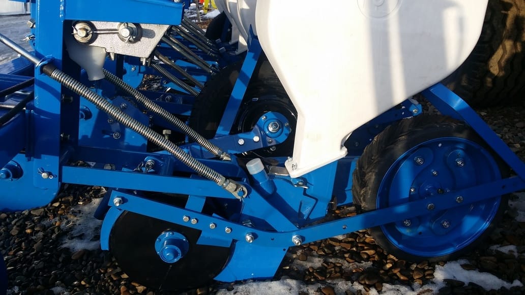 SEMĂNĂTOARE SPC 4 DF CU FERTILIZARE DUBLU DISC